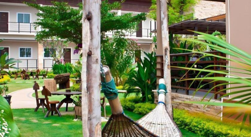 The Park Nangrong Resort Εξωτερικό φωτογραφία