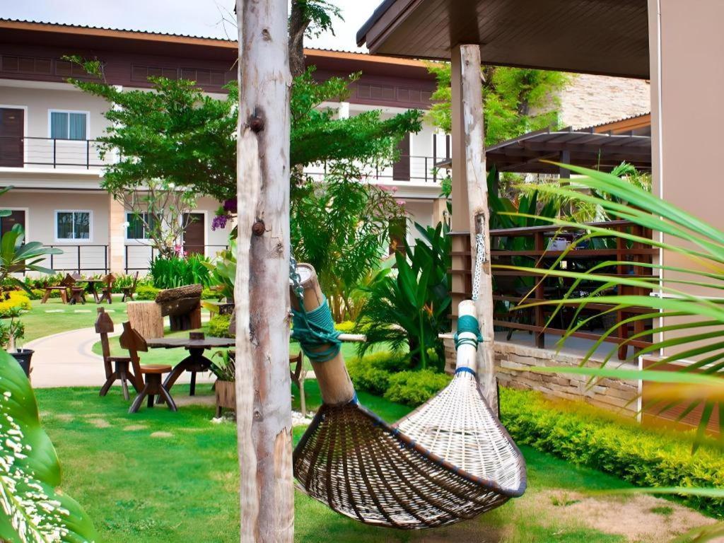 The Park Nangrong Resort Εξωτερικό φωτογραφία